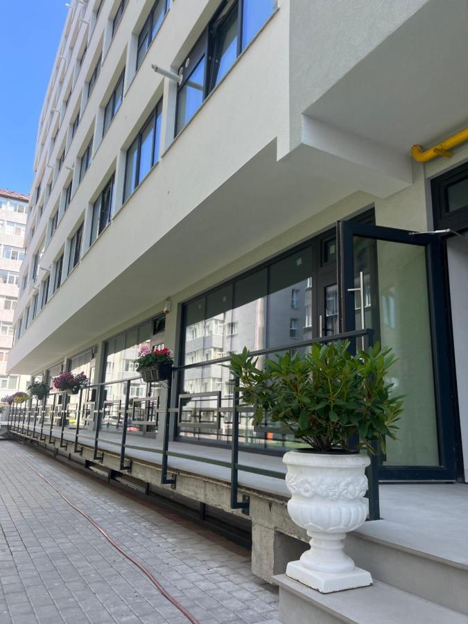 Sunny Apartments Suceava 64 Eksteriør billede